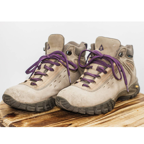 vasque talus ultradry hiking boot